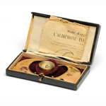 overall view of ear trumpet