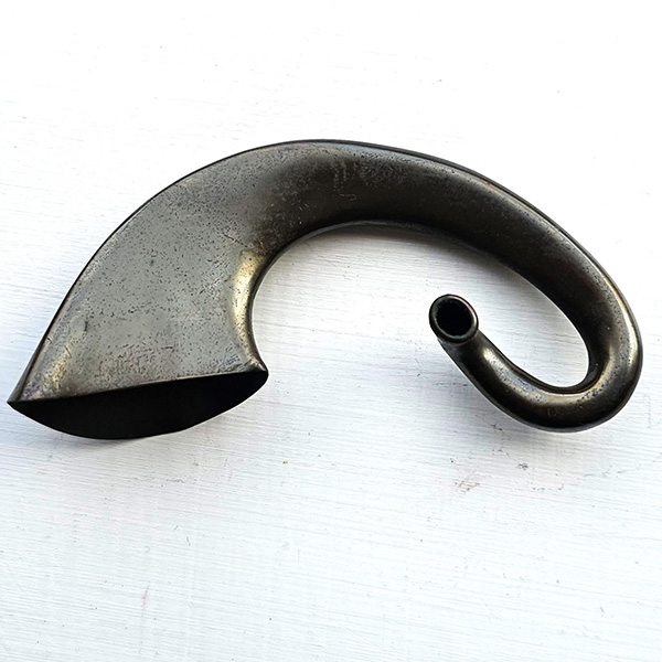 picture shows auricle ear trumpet @ EarTrumpets.com