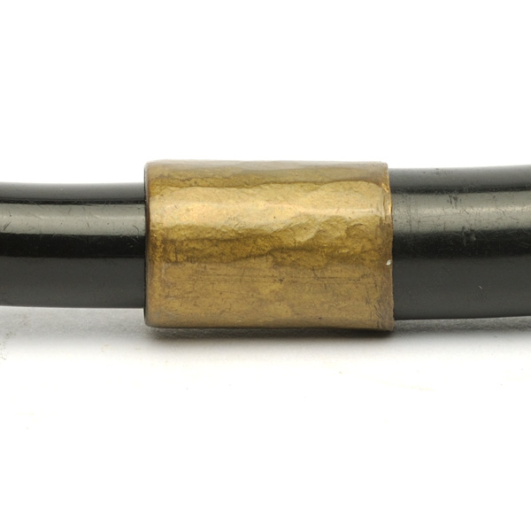 picture shows banjo ear trumpet @ EarTrumpets.com