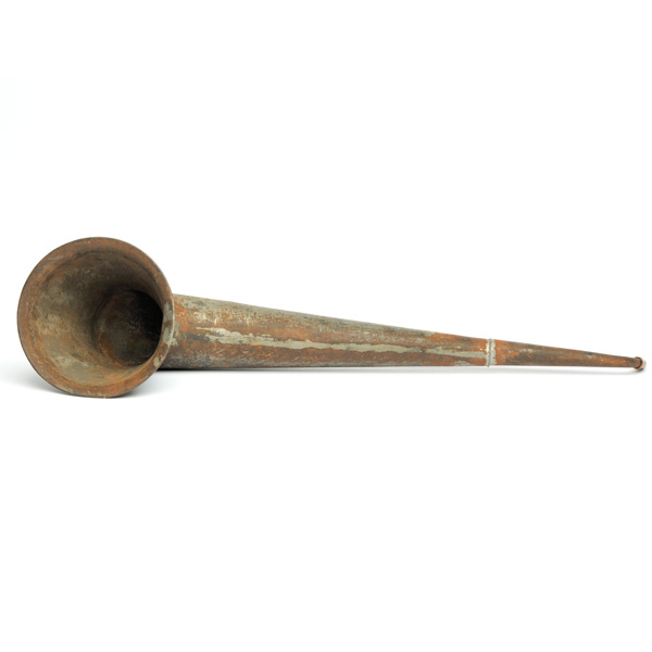 picture shows one piece ear trumpet @ EarTrumpets.com