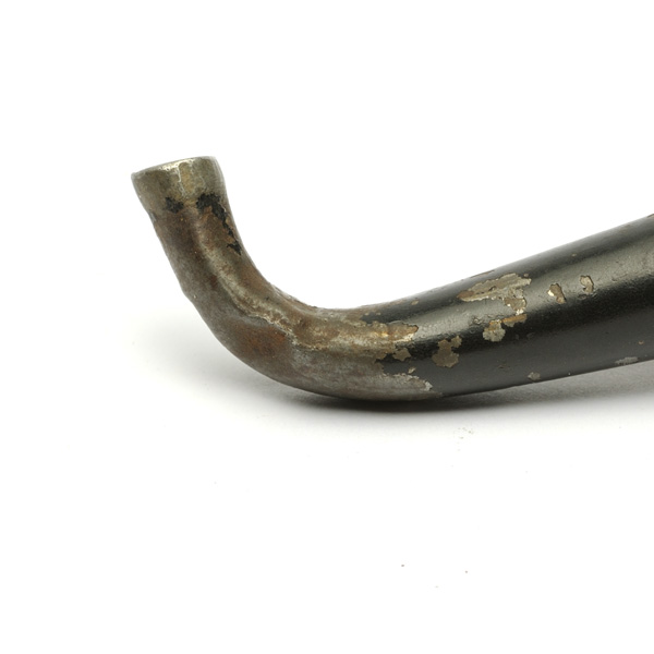 picture shows one piece ear trumpet @ EarTrumpets.com