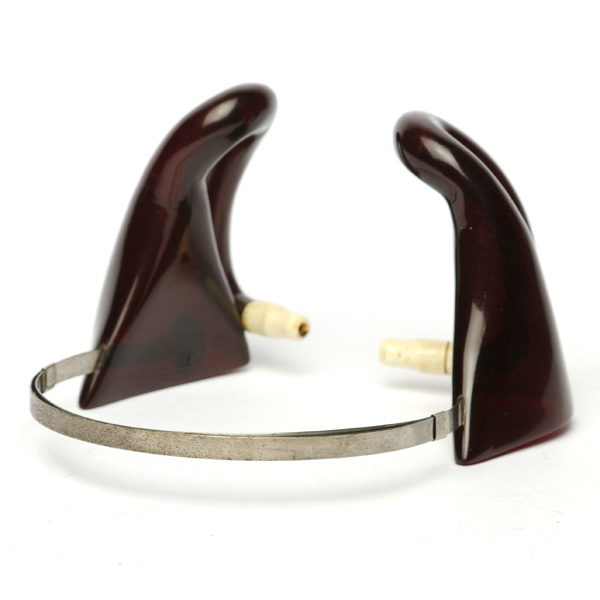 picture shows auricle ear trumpet @ EarTrumpets.com