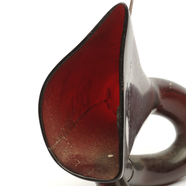 picture shows auricle ear trumpet @ EarTrumpets.com