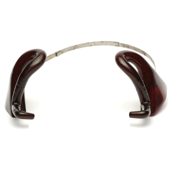 picture shows auricle ear trumpet @ EarTrumpets.com