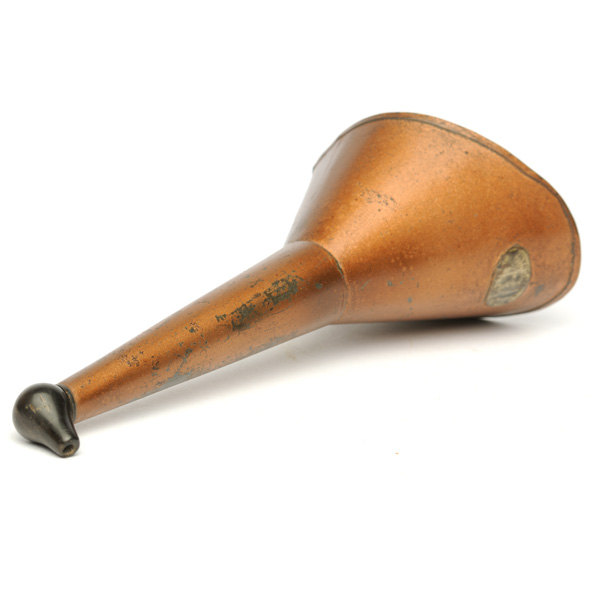 picture shows one piece ear trumpet @ EarTrumpets.com