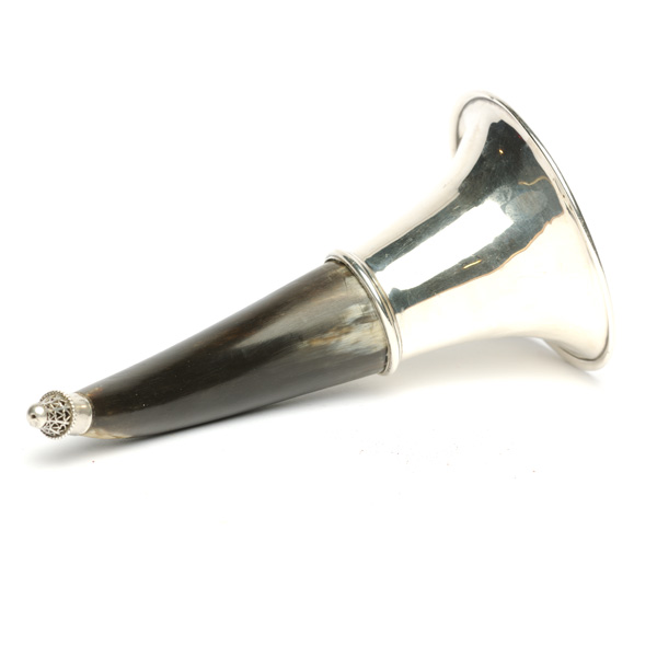 picture shows one piece ear trumpet @ EarTrumpets.com