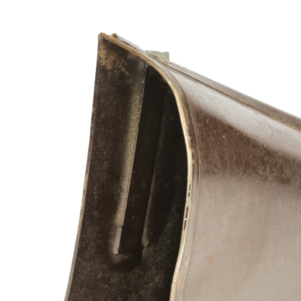 picture shows auricle ear trumpet @ EarTrumpets.com