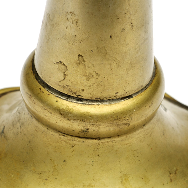 picture shows one piece ear trumpet @ EarTrumpets.com