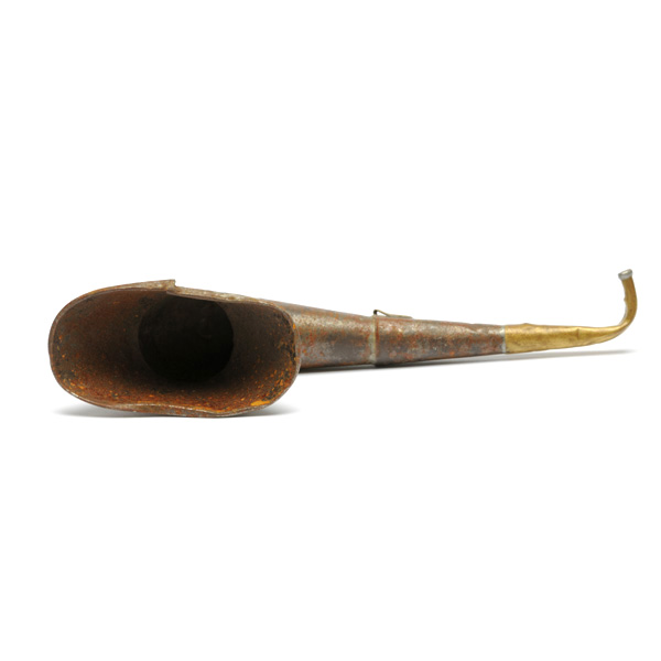 picture shows one piece ear trumpet @ EarTrumpets.com