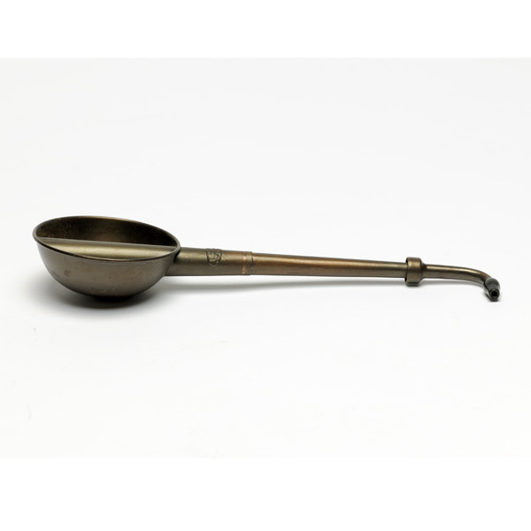 picture shows banjo ear trumpet @ EarTrumpets.com