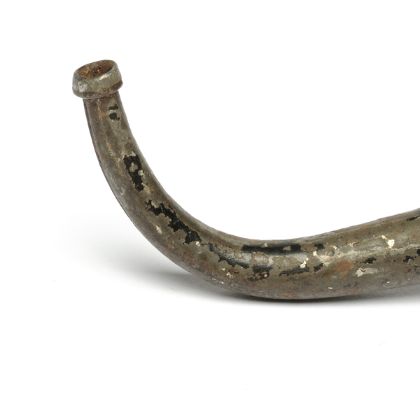 picture shows one piece ear trumpet @ EarTrumpets.com