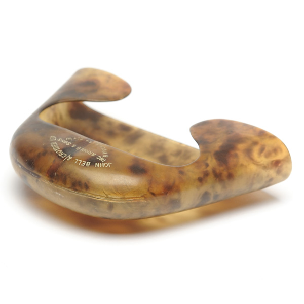 picture shows auricle ear trumpet @ EarTrumpets.com