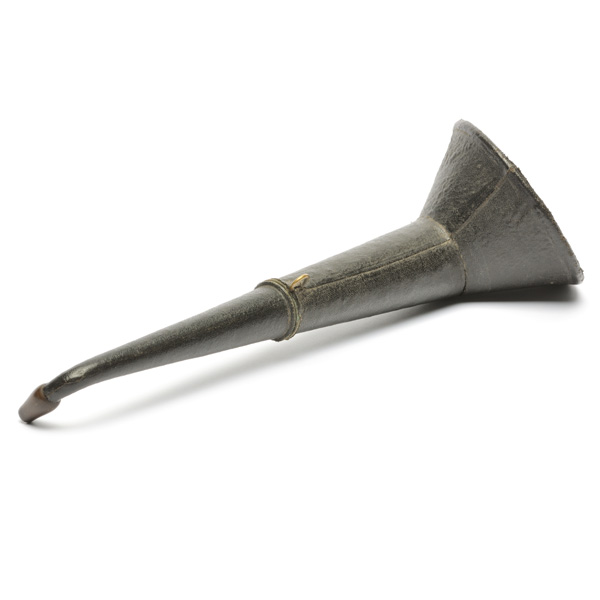 picture shows one piece ear trumpet @ EarTrumpets.com