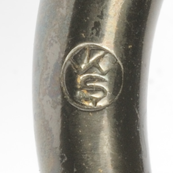 picture shows banjo ear trumpet @ EarTrumpets.com