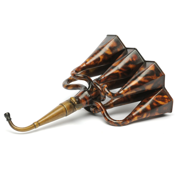 picture shows one piece ear trumpet @ EarTrumpets.com